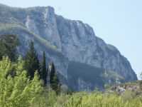 H�g bergsv�gg i n�rheten
